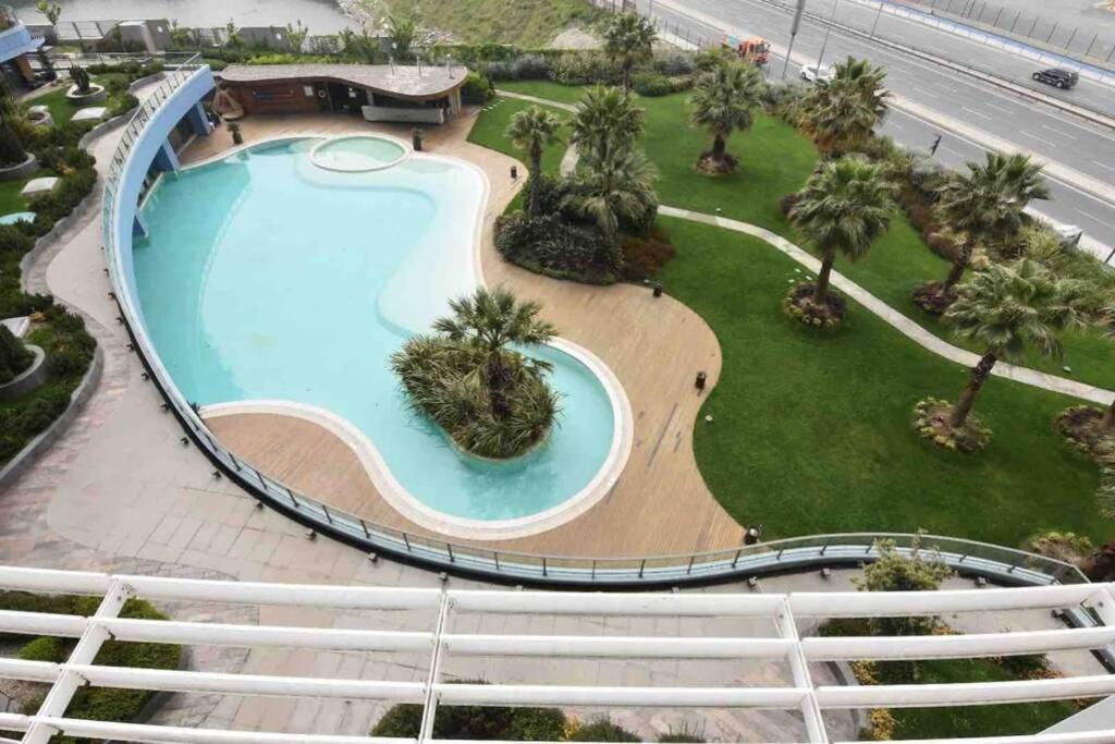 Luxury 2 Room Suite Apartment With Seaview In Center Istambul Extérieur photo