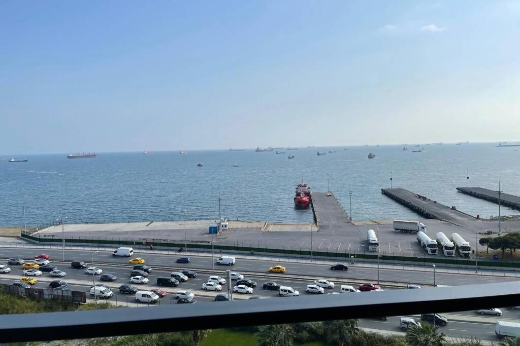 Luxury 2 Room Suite Apartment With Seaview In Center Istambul Extérieur photo