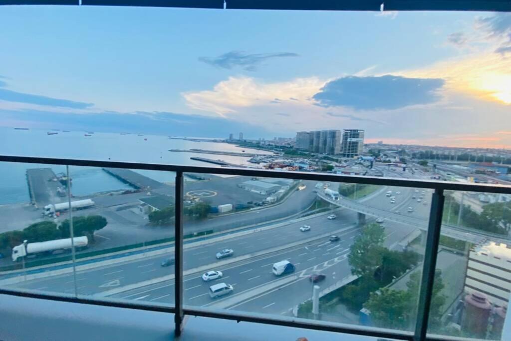 Luxury 2 Room Suite Apartment With Seaview In Center Istambul Extérieur photo